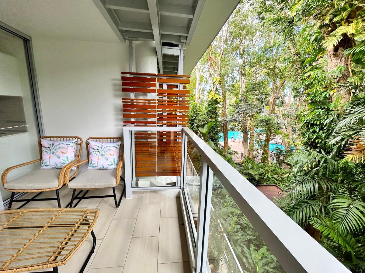 Palm Cove Beachside Apartments - Pool And Garden Views Exteriér fotografie